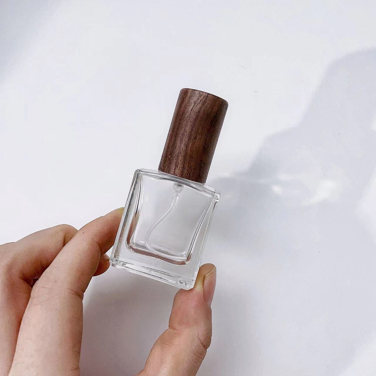 10ml Transparent Thick Glass P - Oud Perfume Spray 评论和价格